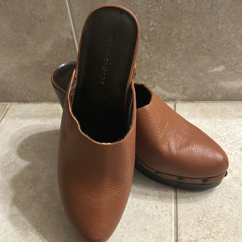 Colin Stuart Size 9 Brown Faux Leather Clogs